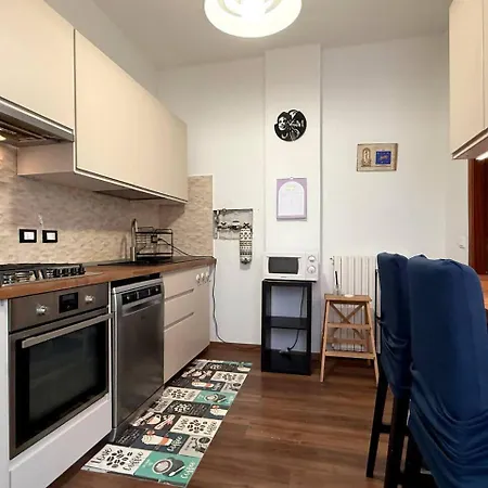 Livorno, Vicini Al Mare, Connessi Citta ليفورنو