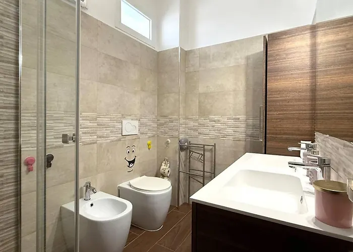 Lejlighed Livorno, Vicini Al Mare, Connessi Citta *